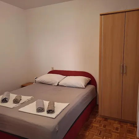 Apartment With A Parking Space - 5553 *