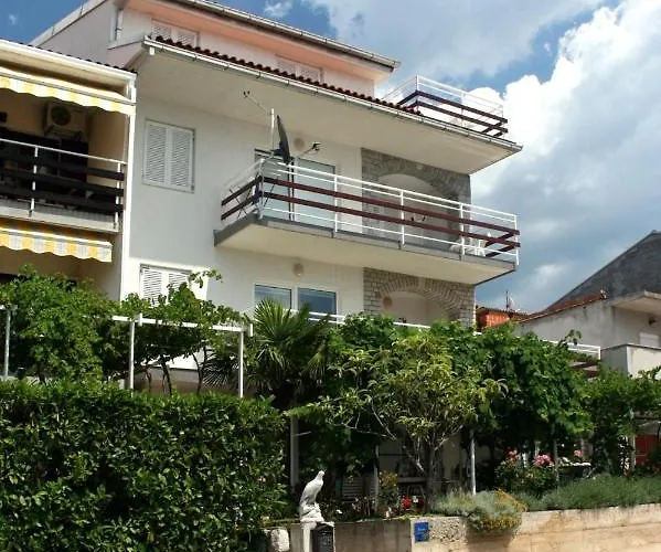 Διαμέρισμα With Parking Space - 5553 Crikvenica