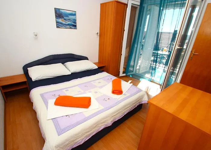 Διαμέρισμα With Parking Space - 5553 Crikvenica