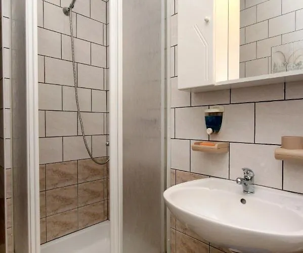 Apartman With Parking Space - 5553